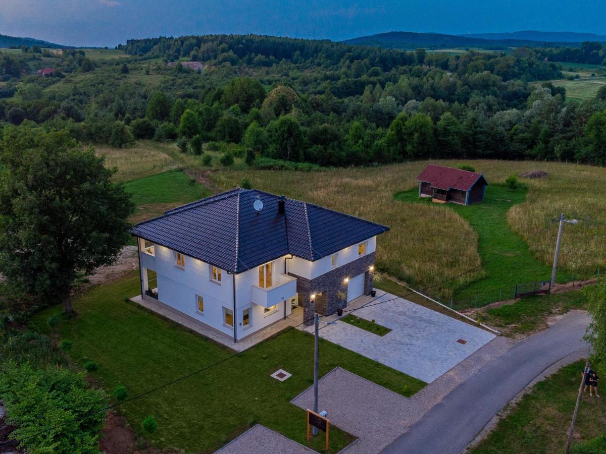 Villa Artemis Plitvicka Jezera Exterior photo